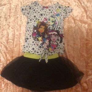 Monster high skirt and shirt